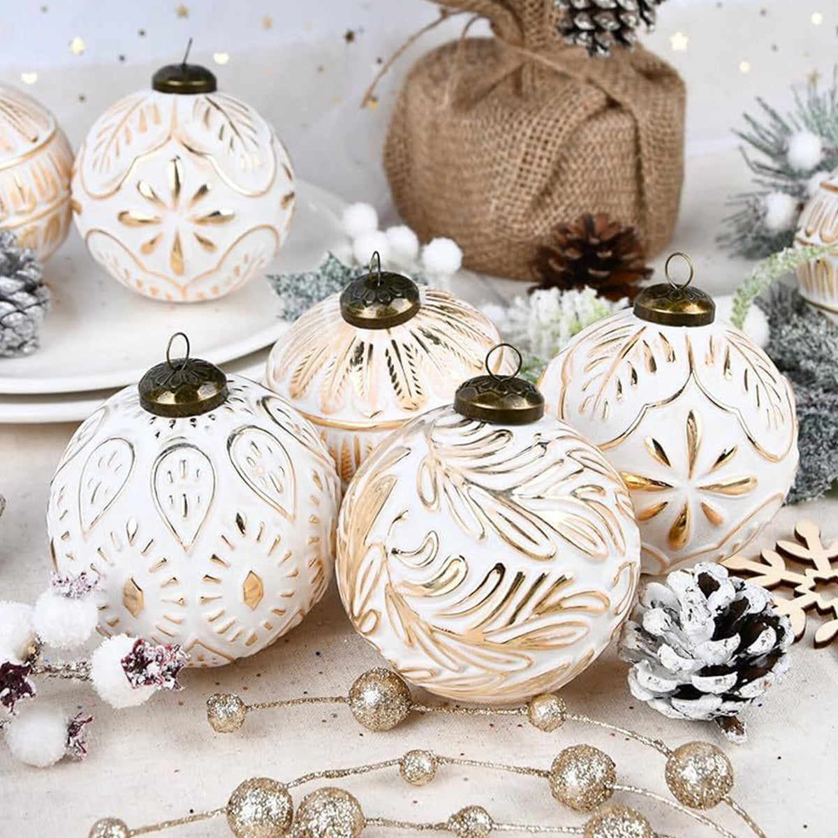 Christmas Ornaments, 12PCS White and Gold Embossed Christmas Balls Hanging Decorations for Tree Garland Wreath Indoor Outdoor Holiday Party Decor